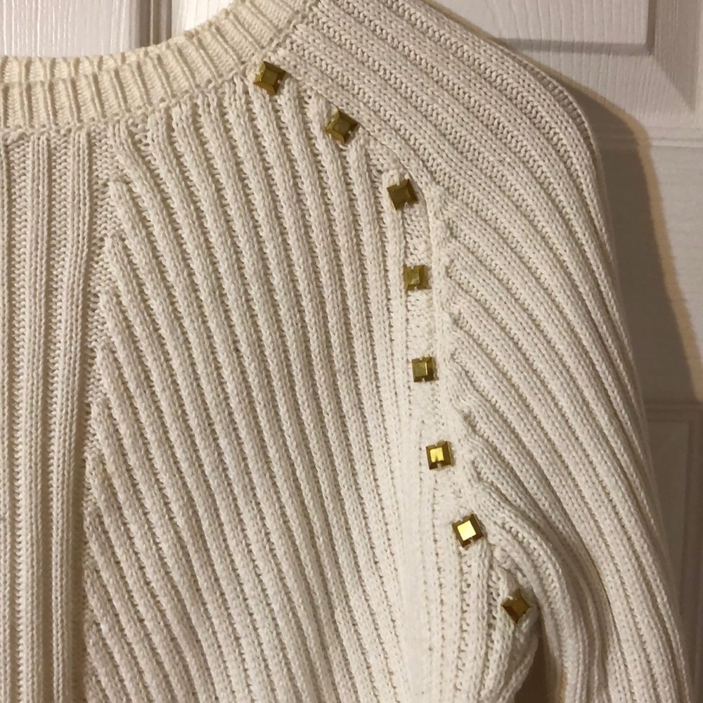 Michael Kors sweater. - Picture 2 of 4